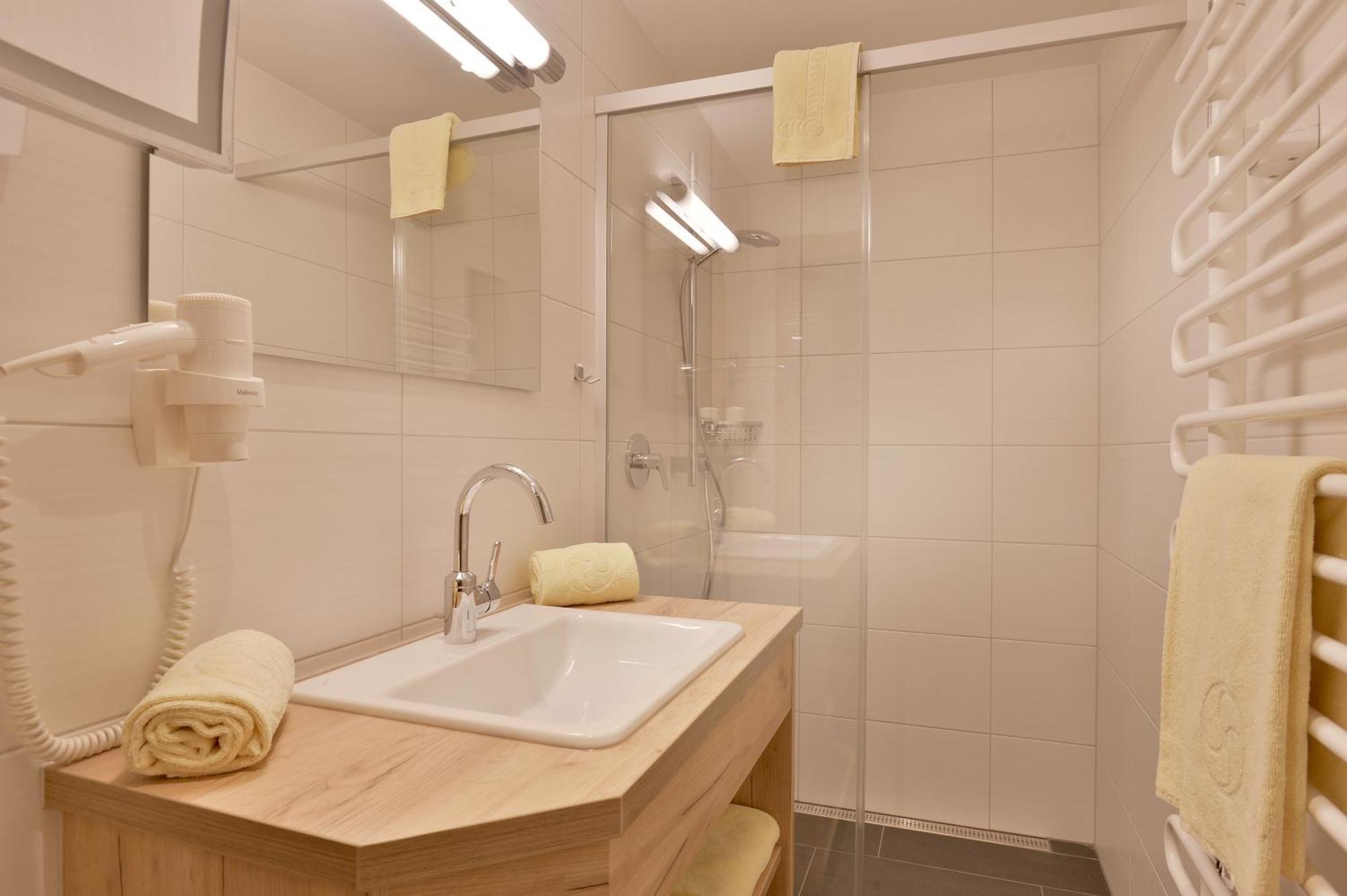 Hotel Garni Tirolerhof Гопфгартен-ім-Бріксенталь Номер фото