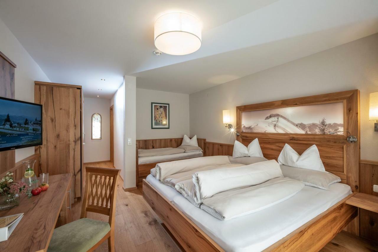 Hotel Garni Tirolerhof Гопфгартен-ім-Бріксенталь Екстер'єр фото